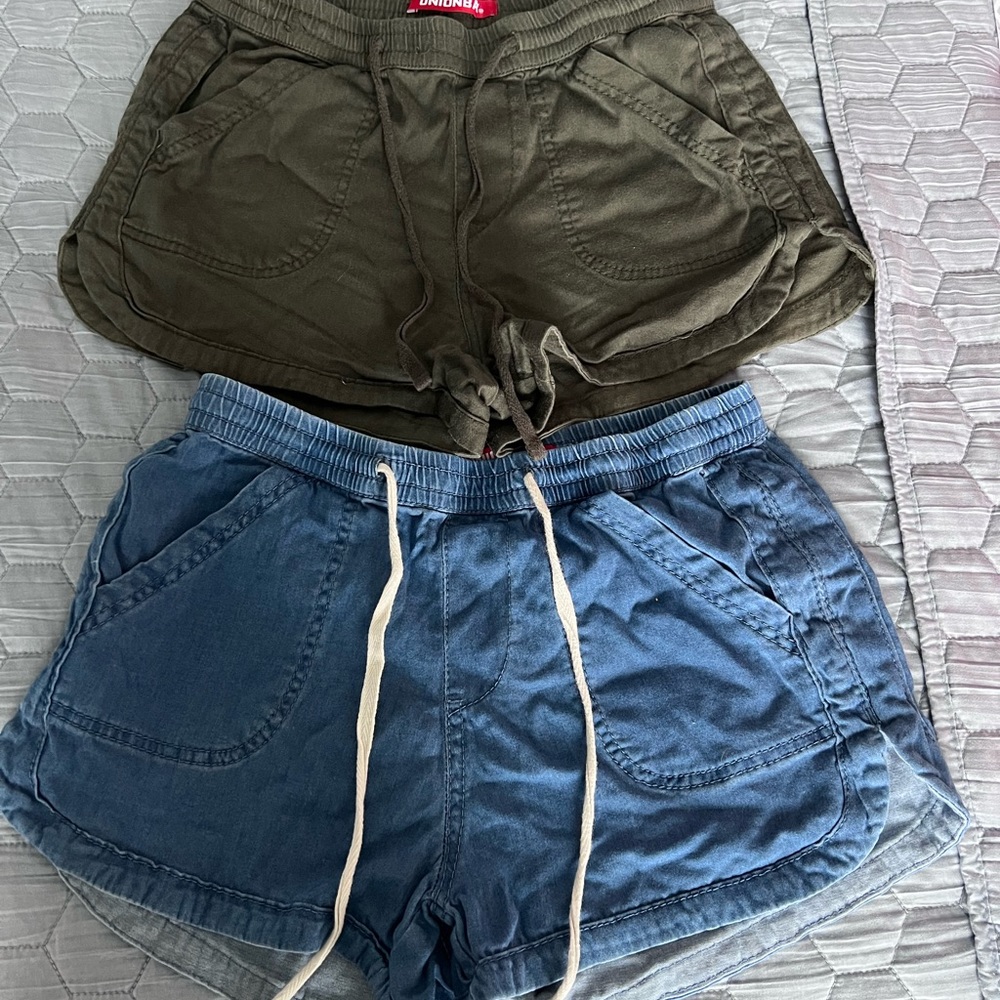Great deal! Sold as a pair for $15